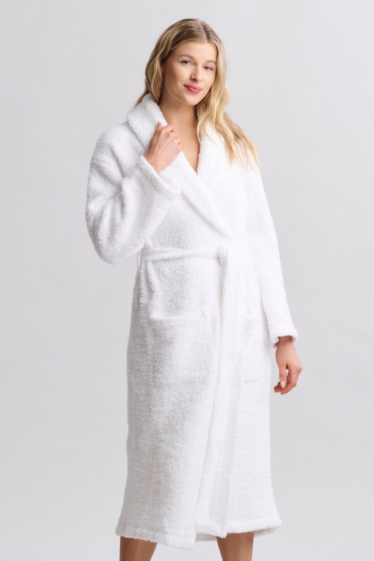 Barefoot Dreams CozyChic Adult Robe in White Size 1